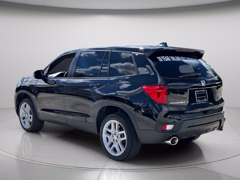 Used 2024 Honda Passport EX-L image 4