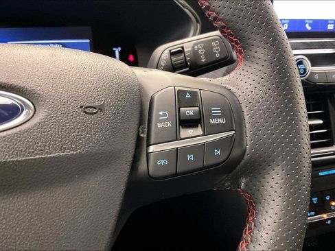 Used 2025 Ford Escape ST-Line Select image 19