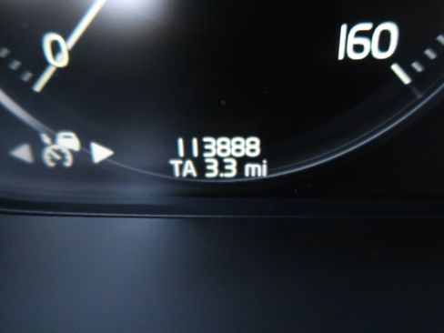 Used 2020 Volvo XC90 T5 Momentum image 23