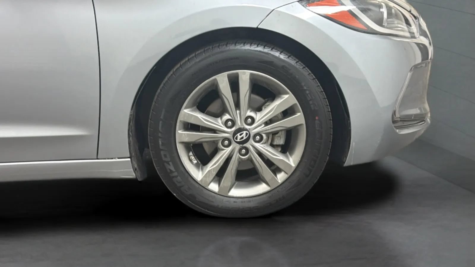 Used 2017 Hyundai Elantra SE w/ SE A/T Tech Package 03 FWD image 25