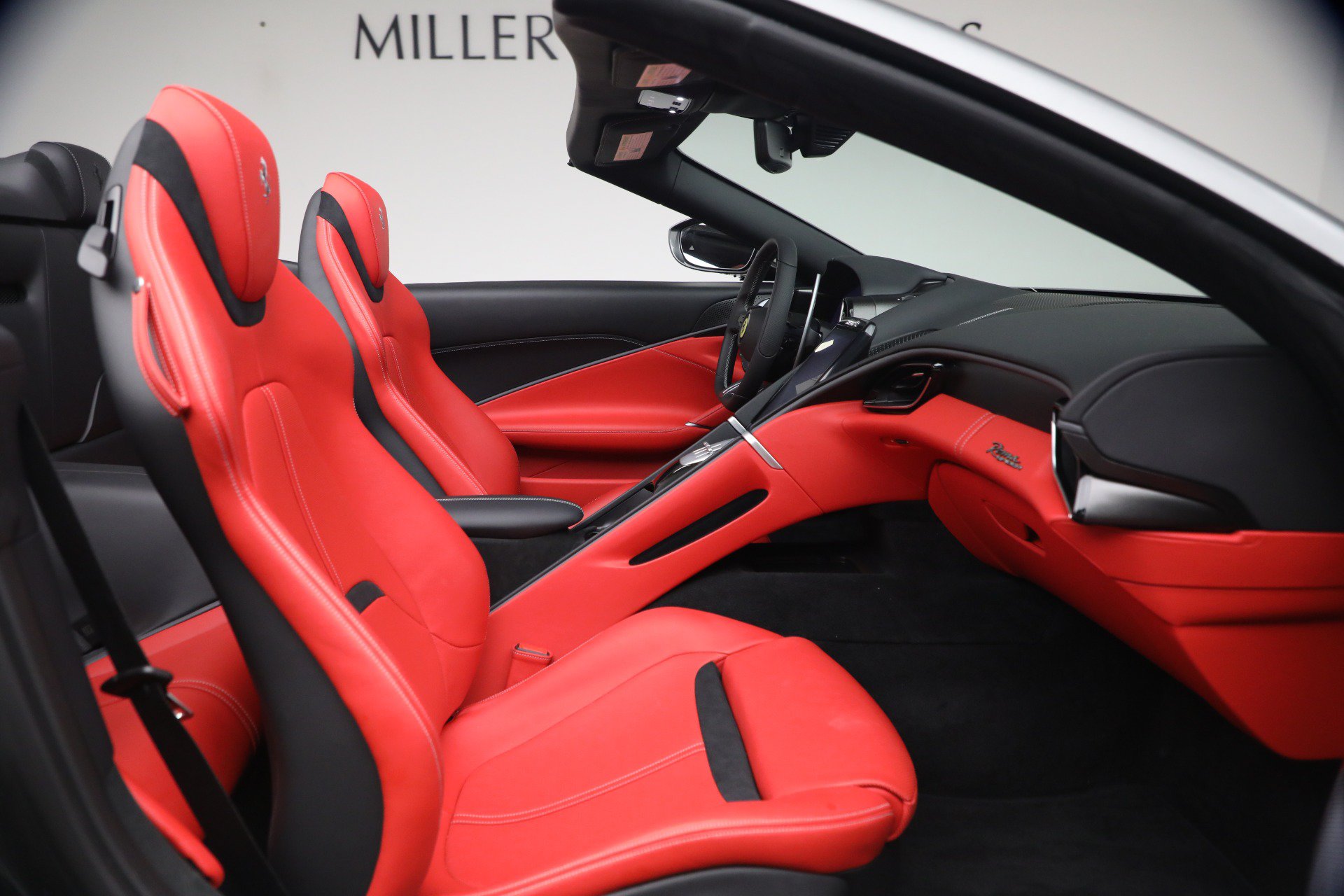 Certified 2026 Ferrari Roma Spider RWD image 17