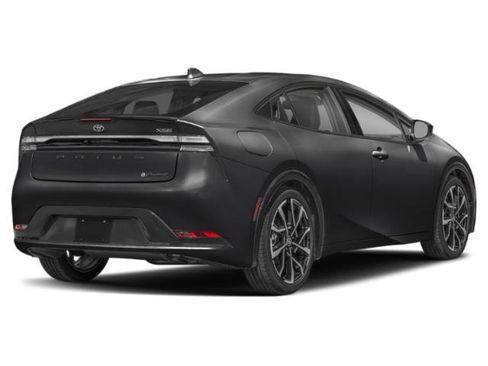 New 2026 Toyota Prius Plug-In Hybrid FWD image 2