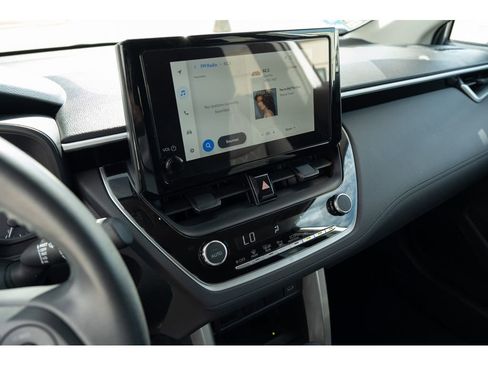 Used 2024 Toyota Corolla Cross LE image 20
