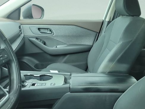 Used 2023 Nissan Rogue S FWD image 10