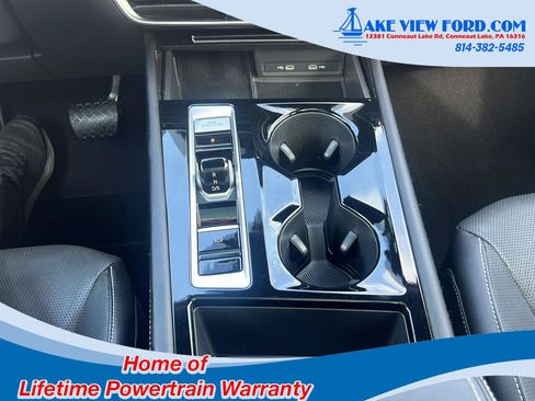 Used 2024 Volkswagen Atlas Cross Sport SEL AWD/4WD image 33