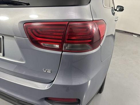 Used 2020 Kia Sorento FWD V6 image 30