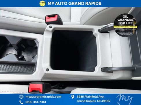 Used 2022 Volkswagen Tiguan SE AWD/4WD image 26