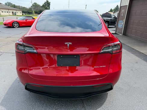 Used 2023 Tesla Model Y Long Range image 26