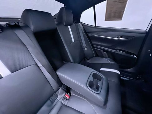 Used 2025 Toyota Camry SE w/ Convenience Package FWD image 37