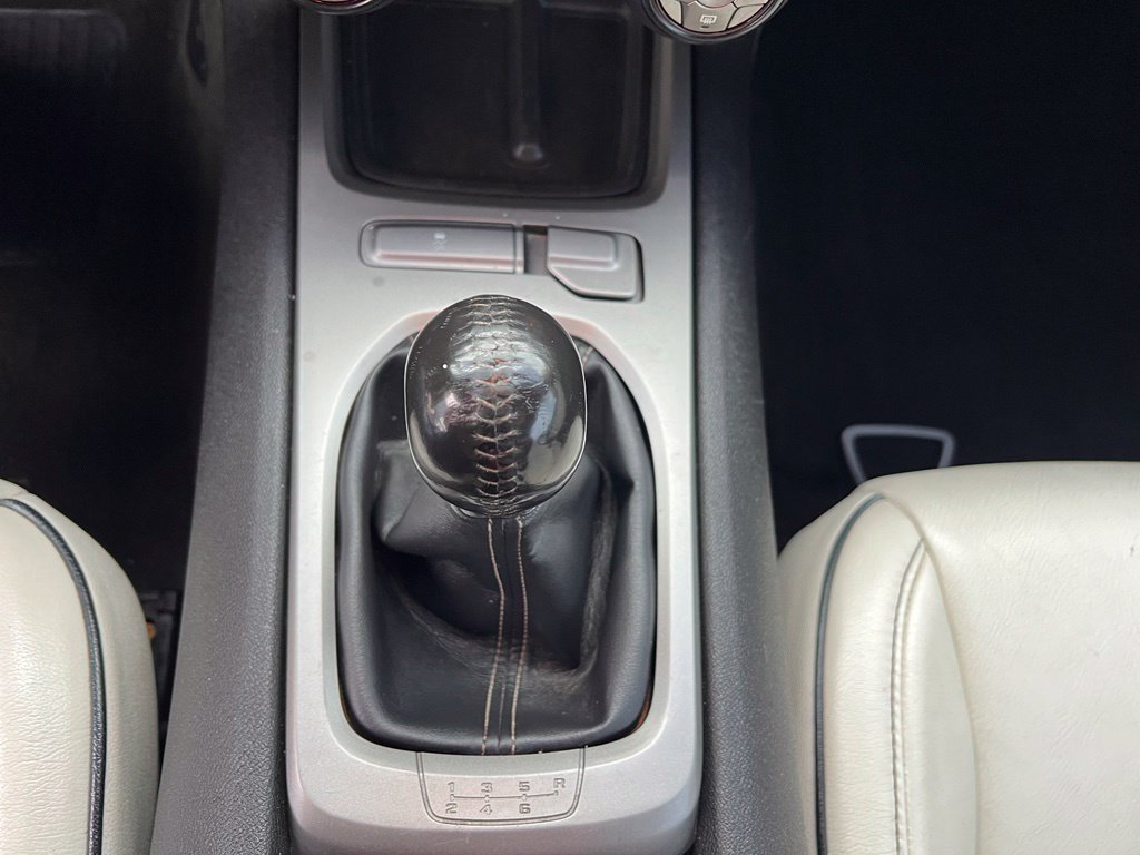 Used 2011 Chevrolet Camaro SS RWD image 27