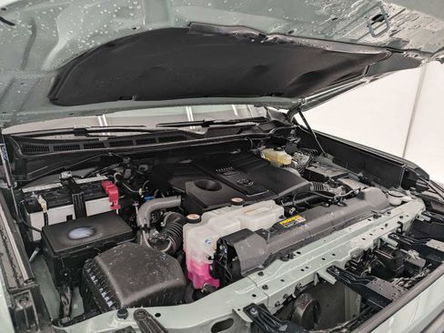 Used 2025 Toyota Tundra Limited w/ TRD Off-Road Package image 17