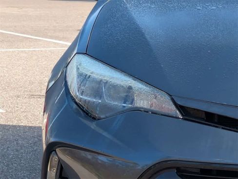 Used 2017 Toyota Corolla SE image 9