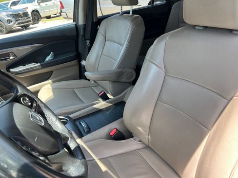 Used 2022 Honda Pilot Special Edition image 11