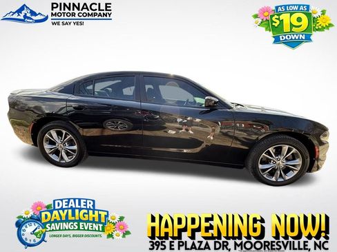 Used 2020 Dodge Charger SXT w/ Cold Weather Package image 2