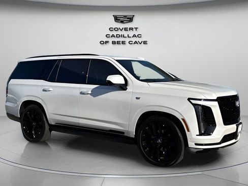Certified 2025 Cadillac Escalade Sport Platinum image 12