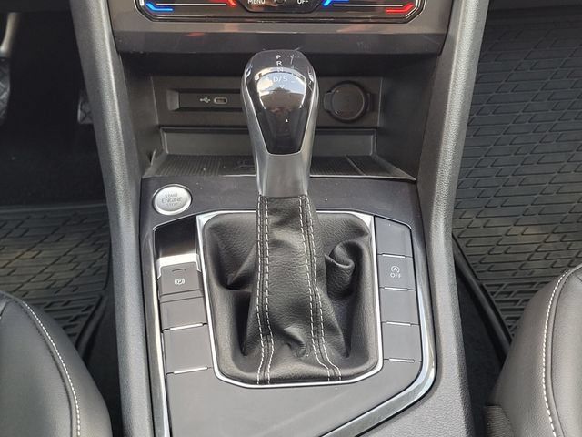 Used 2022 Volkswagen Tiguan SE FWD image 18