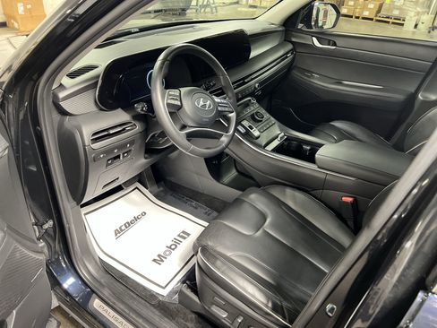Used 2023 Hyundai Palisade Limited image 11