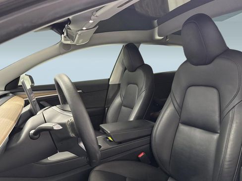 Used 2023 Tesla Model 3 Performance image 20