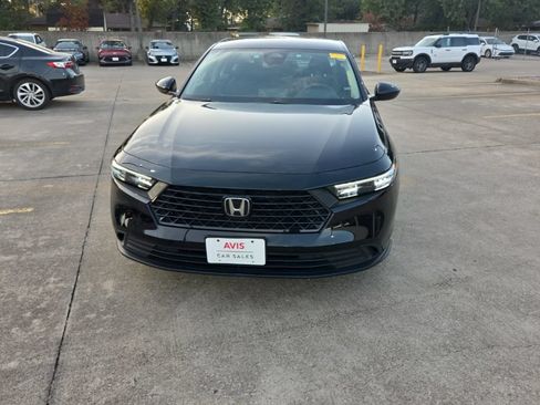 Used 2025 Honda Accord LX image 5