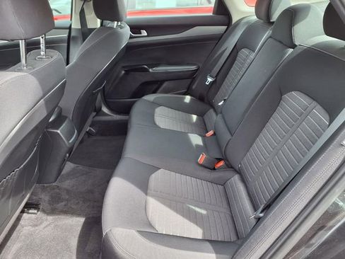 Used 2025 Kia K5 LXS FWD image 10