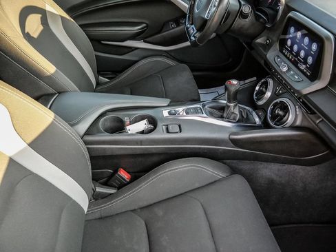 Used 2023 Chevrolet Camaro SS RWD image 15