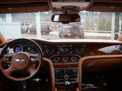 Used 2011 Bentley Mulsanne image 52