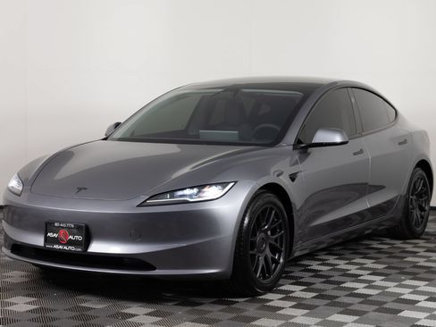 Used 2025 Tesla Model 3 Long Range AWD/4WD image 2