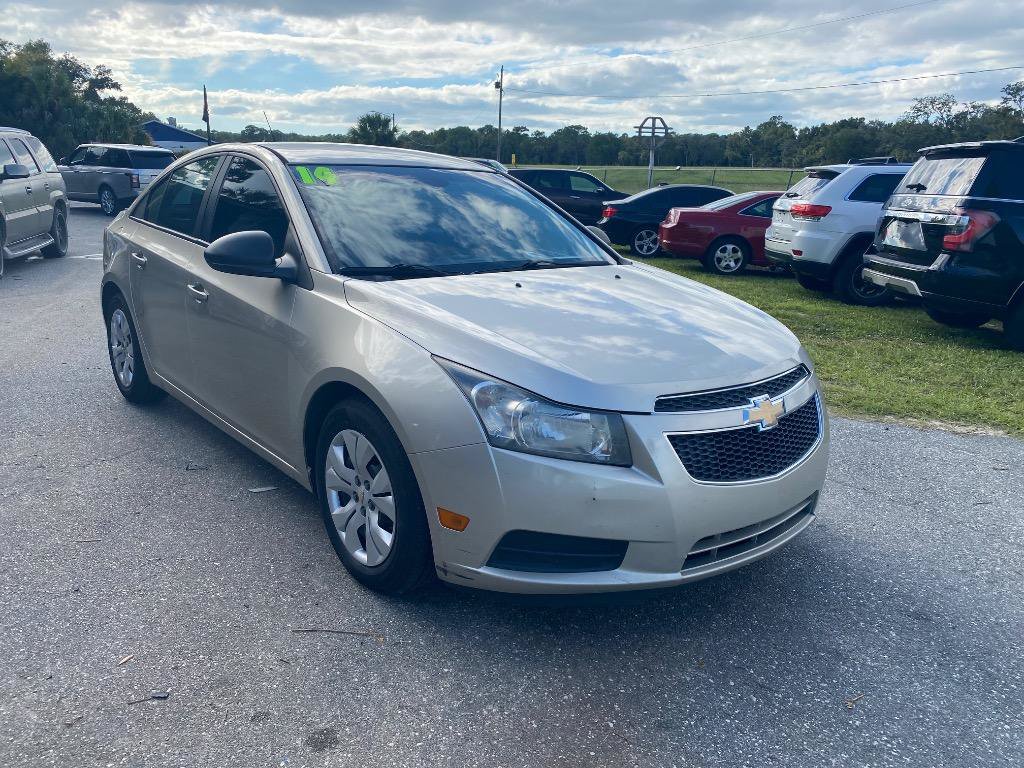Used 2014 Chevrolet Cruze LS FWD image 5
