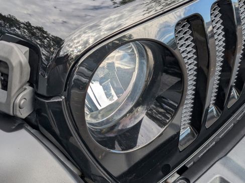 Used 2021 Jeep Wrangler Unlimited Sport w/ Sun And Sound Package image 12