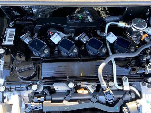 Certified 2025 Toyota Corolla LE image 32