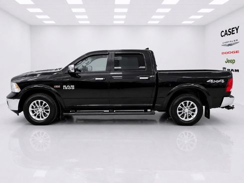 Used 2018 RAM 1500 SLT AWD/4WD image 5