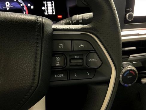 Used 2025 Toyota 4Runner SR5 image 19