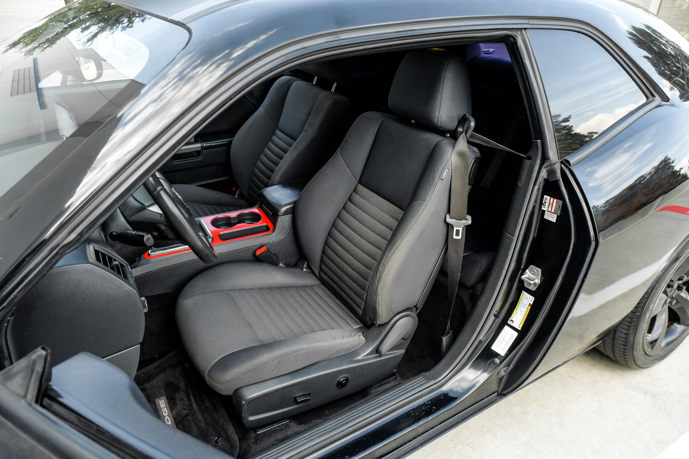 Used 2013 Dodge Challenger R/T w/ Blacktop Pkg RWD image 36