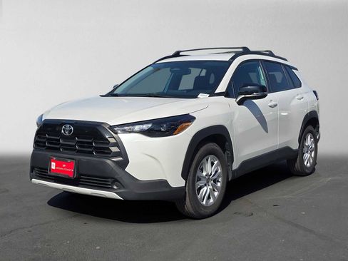 Certified 2026 Toyota Corolla Cross LE FWD image 7