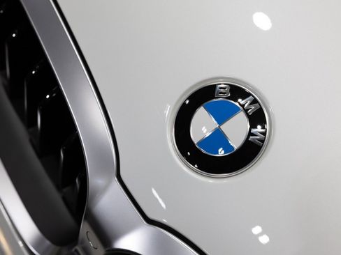 Used 2024 BMW M850i xDrive M850i xDrive image 39