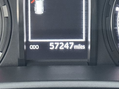 Used 2023 Toyota 4Runner SR5 Premium image 34