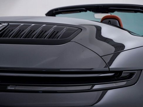 Certified 2025 Porsche 911 Carrera GTS image 13