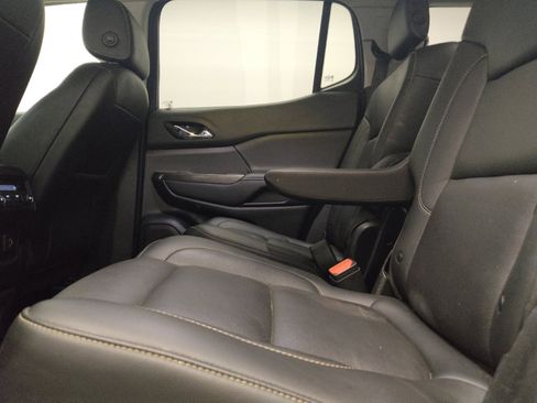 Used 2019 GMC Acadia SLT FWD image 18