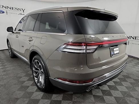 Used 2026 Lincoln Aviator AWD image 7
