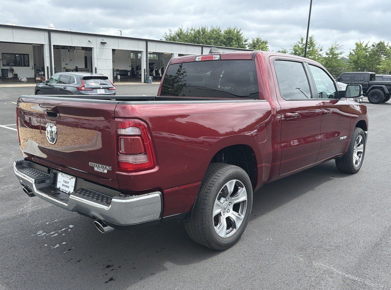Used 2024 RAM 1500 Laramie RWD image 7