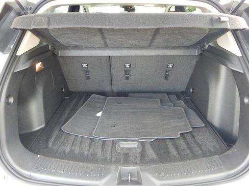 Used 2024 Buick Encore GX Sport Touring image 17