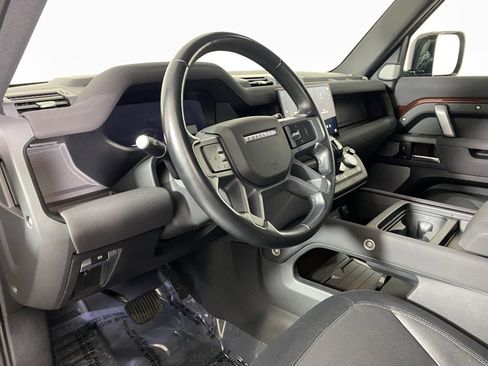 Used 2023 Land Rover Defender 130 X-Dynamic SE image 14