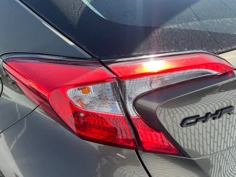 Used 2021 Toyota C-HR LE image 15