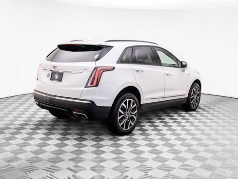 Certified 2022 Cadillac XT5 Sportv w/ LPO, Floor Liner Package image 6