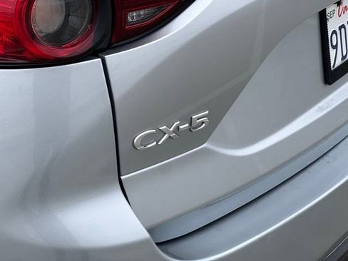 Used 2020 MAZDA CX-5 Touring FWD image 24