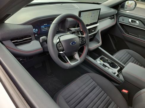 New 2026 Ford Explorer ST-Line w/ ST-Line Street Pack image 6
