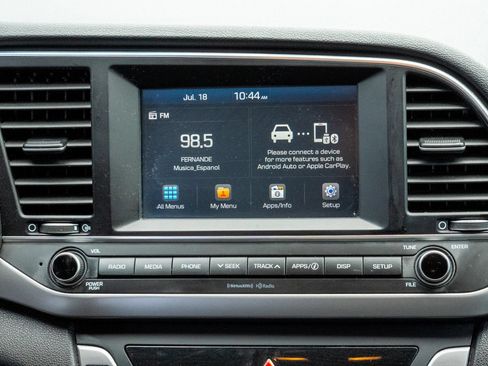 Used 2018 Hyundai Elantra SEL FWD image 25