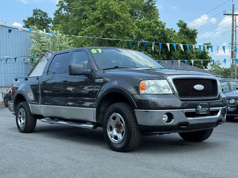 Used 2007 Ford F150 XLT image 3