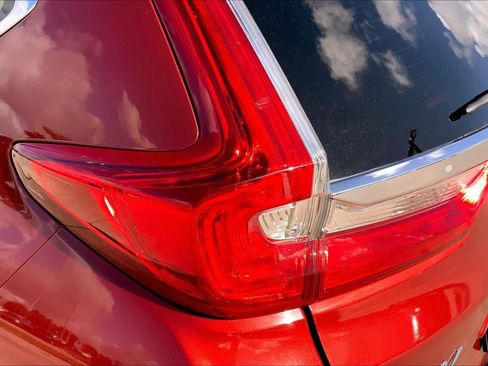 Used 2018 Honda CR-V Touring image 28