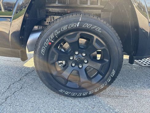 New 2026 RAM 1500 4x4 Crew Cab image 12